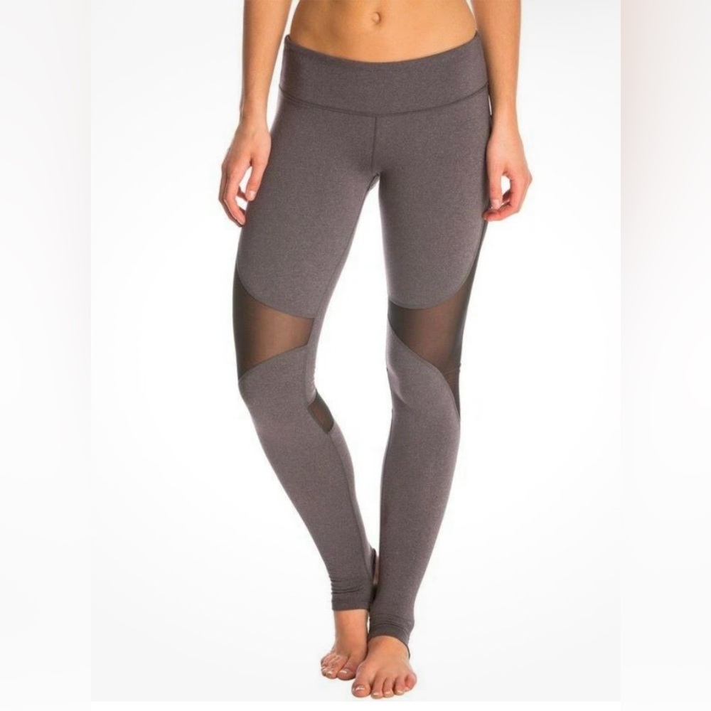 Alo Yoga Leggings Coast Stirrup Grey Small Black Mesh Panel Gym Dance Run READ